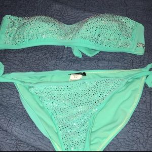 2peice bathing suit
